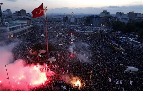  Gezi Park Protests: Echoes of a Nation Seeking Its Voice in the Heart of Istanbul